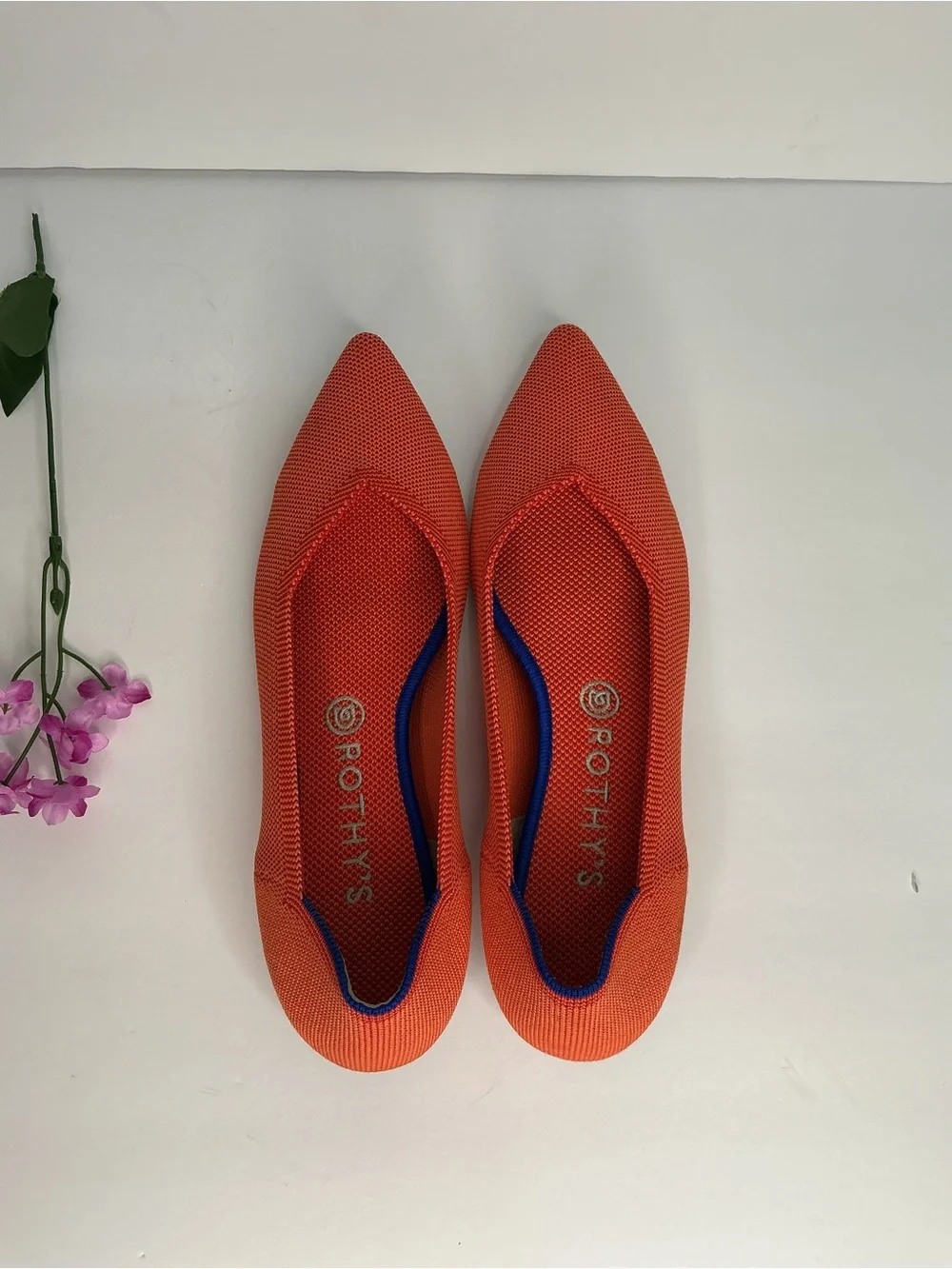 Rothy's Pointed Knit Ballet Flats Coral Orange with Blue Trim Sustainable shoes - Picture 2 of 4